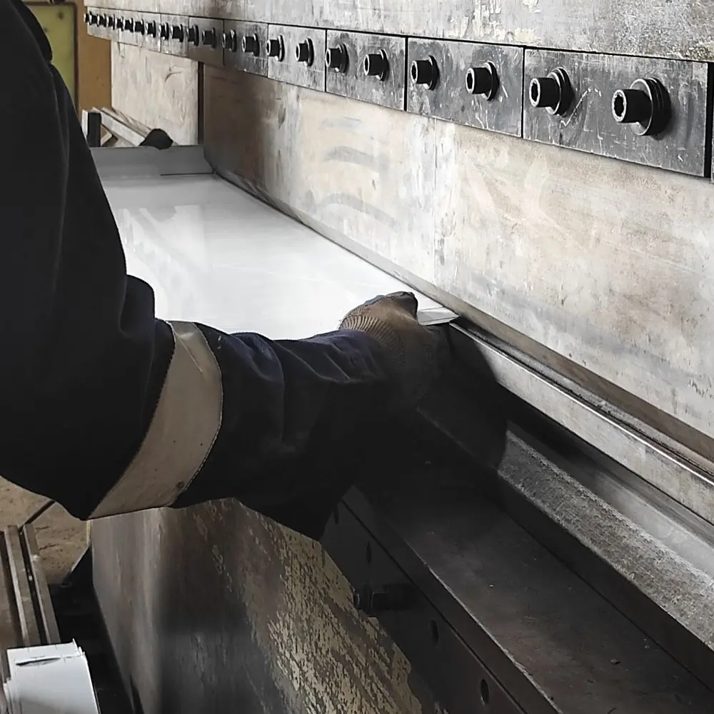 TEHLİKELİ VE ÇOK TEHLİKELİ İŞLERDE TEL BÜKÜM ELEMANI EĞİTİMİ