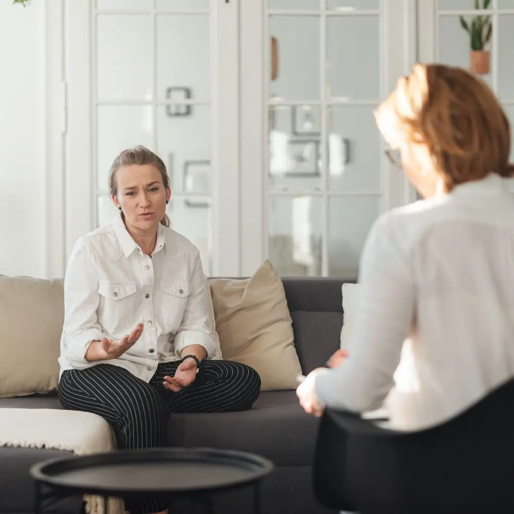 Oyun Terapi̇si̇ Eği̇tmen Eği̇ti̇mi̇ Uzmanlık ve Yeterlilik Eğitimi