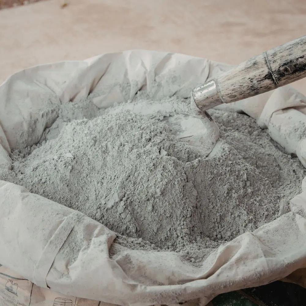 Tehli̇keli̇ Ve Çok Tehli̇keli̇ İşlerde Çi̇mento Anali̇zi̇ Eği̇ti̇mi̇ ve Profesyonel Gelişim